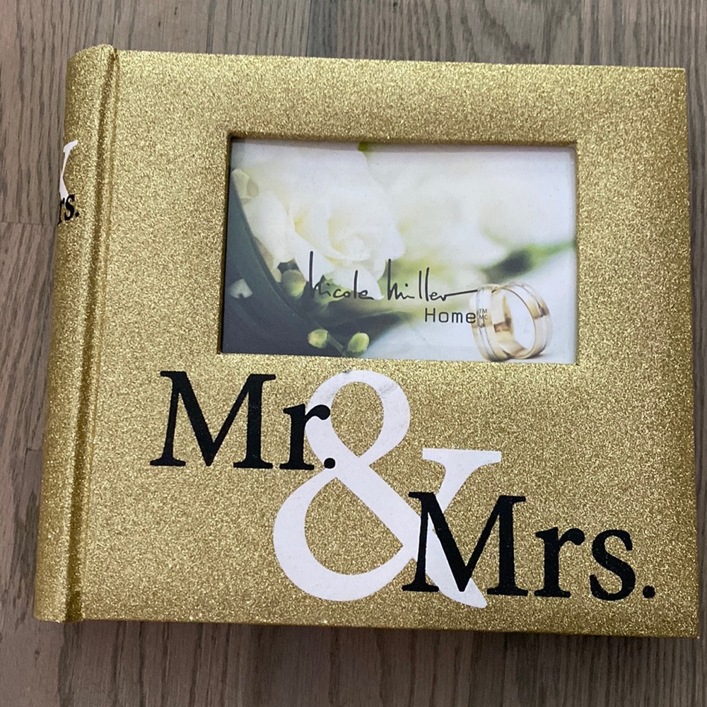 Brand new Nicole Miller Mr & Mrs photo album